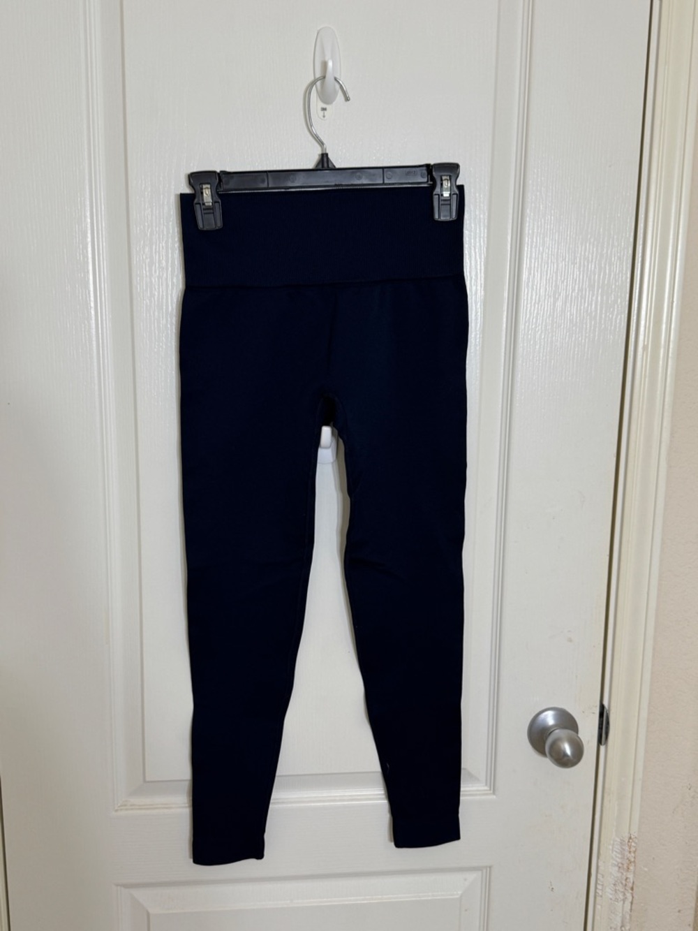 Splits59 Navy High Rise Athleisure Yoga Pants Seamless 7/8 Leggings M/L